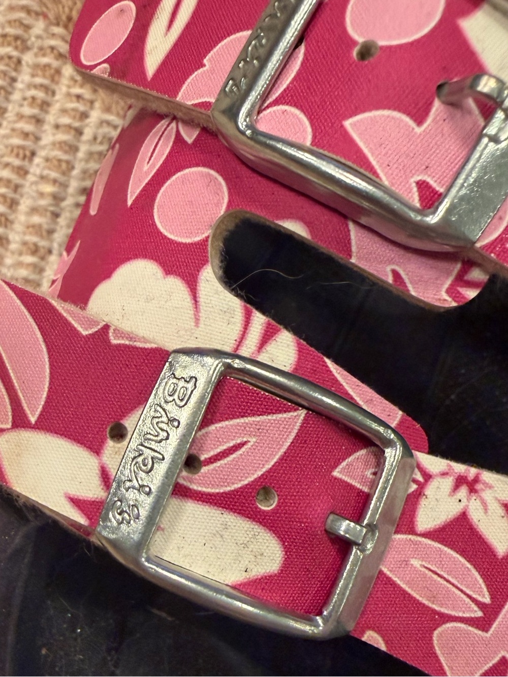 Birkenstock Birki's with pink Hawaii flower pattern size 8 - Picture 5 of 6